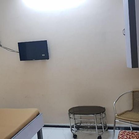 New Metro Guest House Mumbai Exterior foto